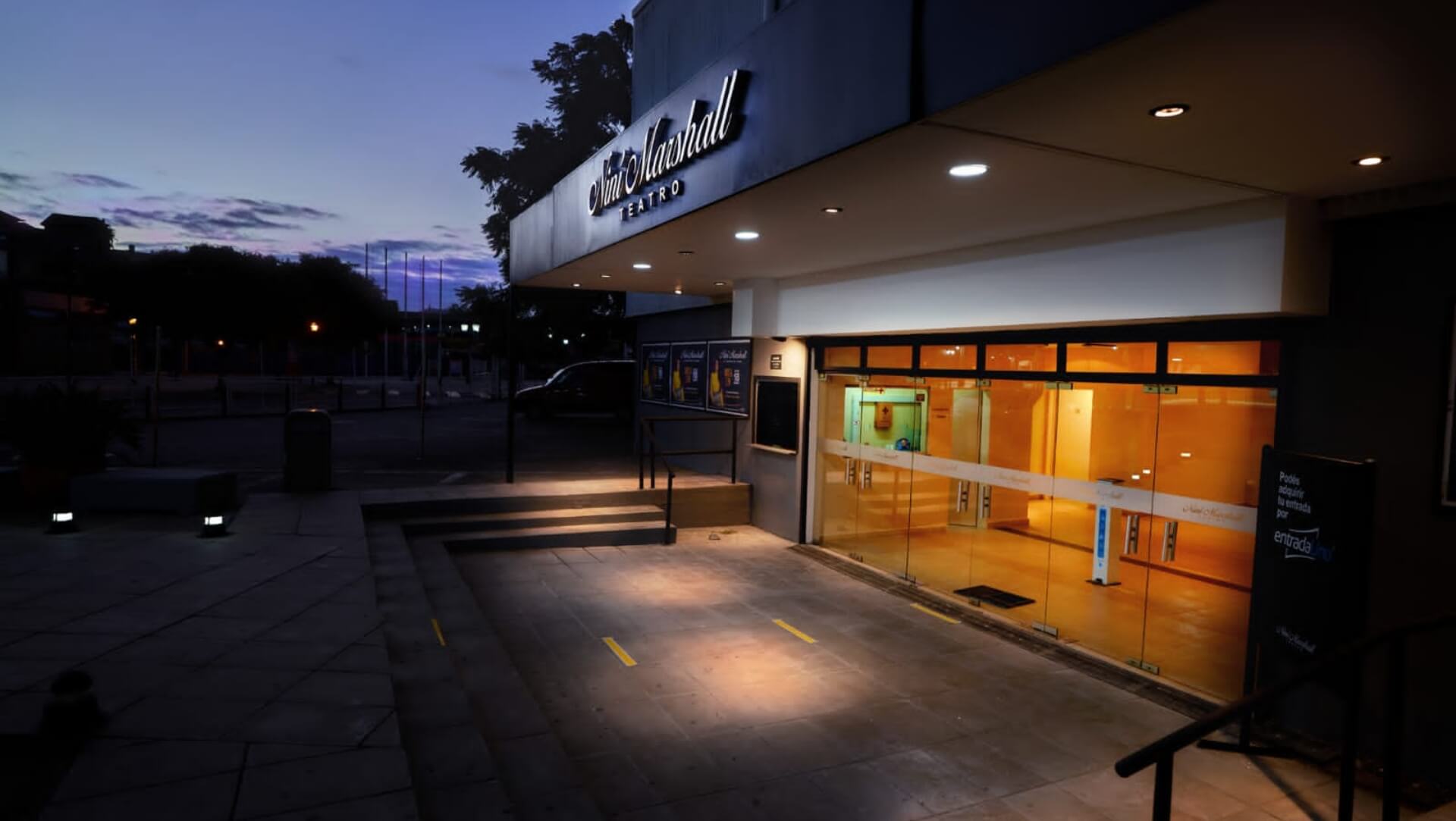 TEATRO NINI MARSHALL
